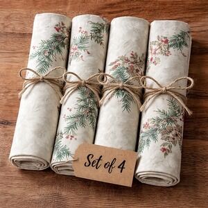 Liz Claiborne Christmas‎ Cloth Napkins Set of 4 Holly Berry Pine Damask Holiday